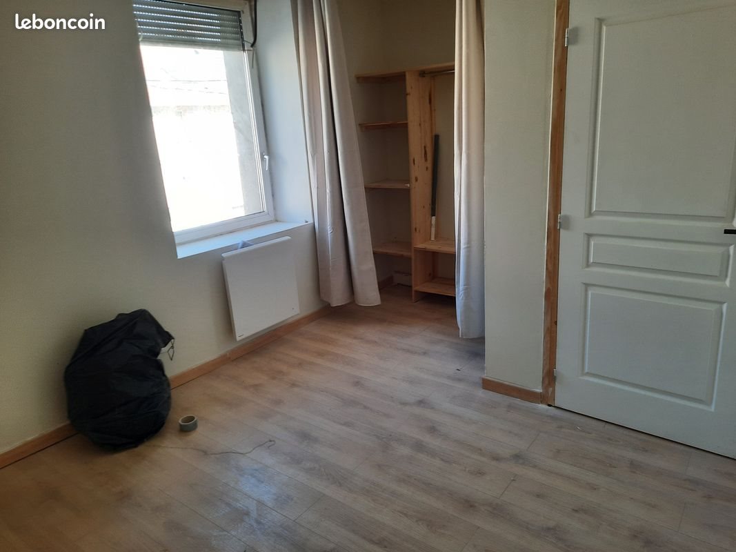 Appartement à louer, 36m², Neuves-Maisons