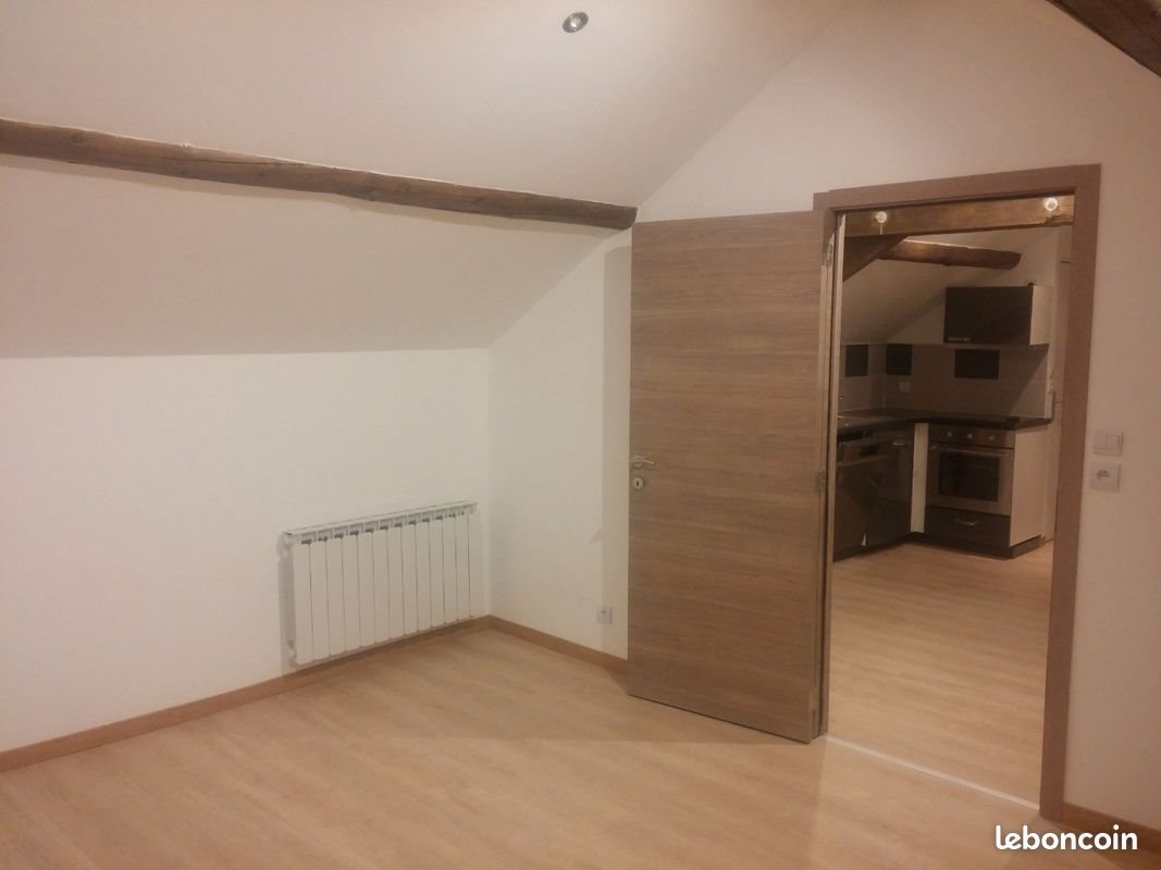 Appartement à louer, 38m², Mont-Saint-Martin