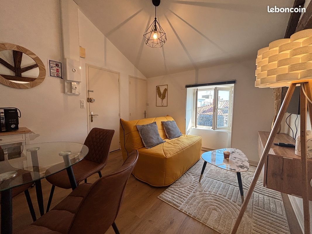 Appartement à louer, 28m², Poitiers
