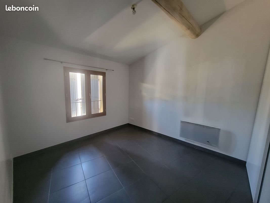 Appartement à louer, 80m², Velleron