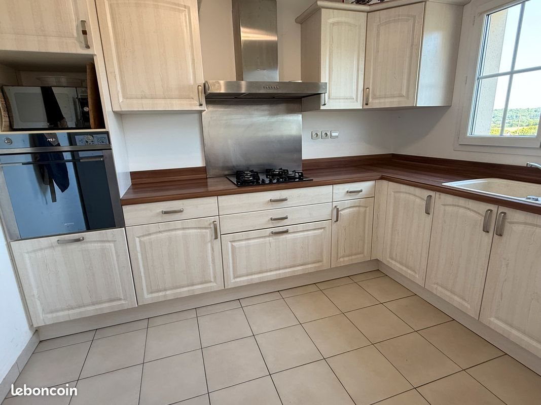 Maison à louer, 98m², Neufchâtel-en-Saosnois