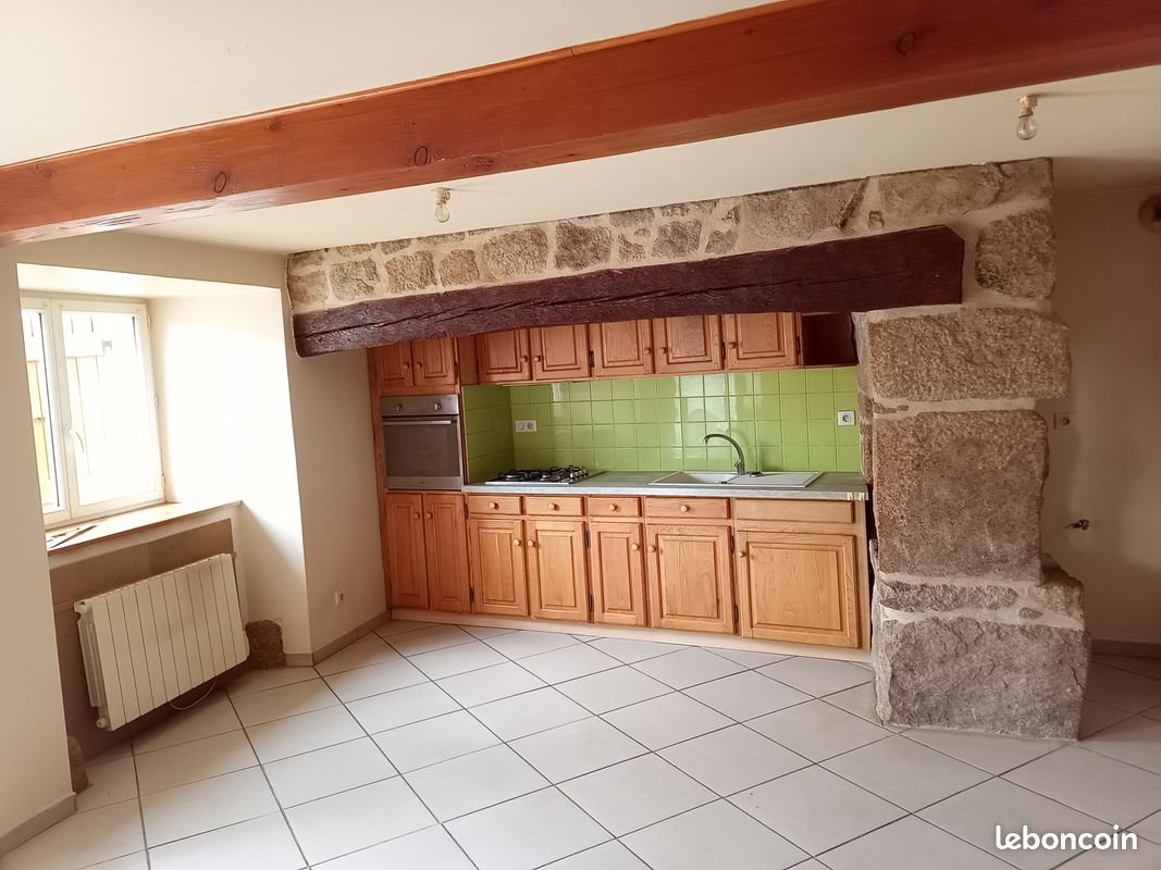 Maison à louer, 72m², Tence