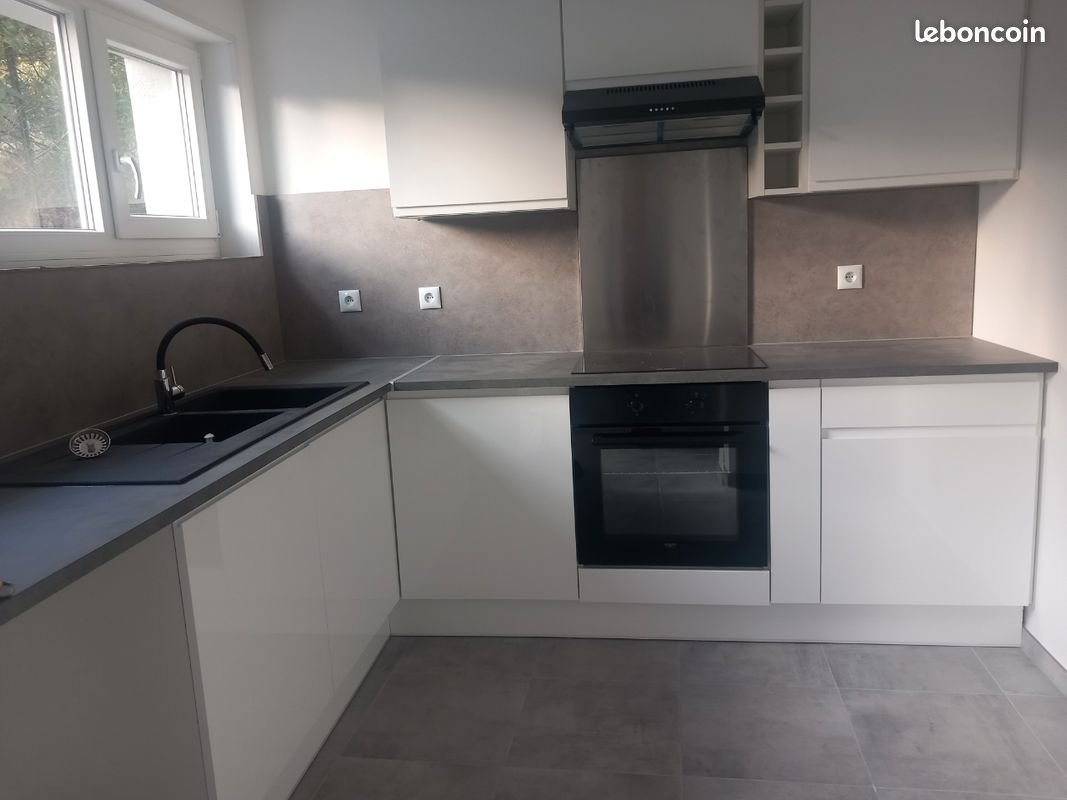 Maison à louer, 70m², Maubert-Fontaine