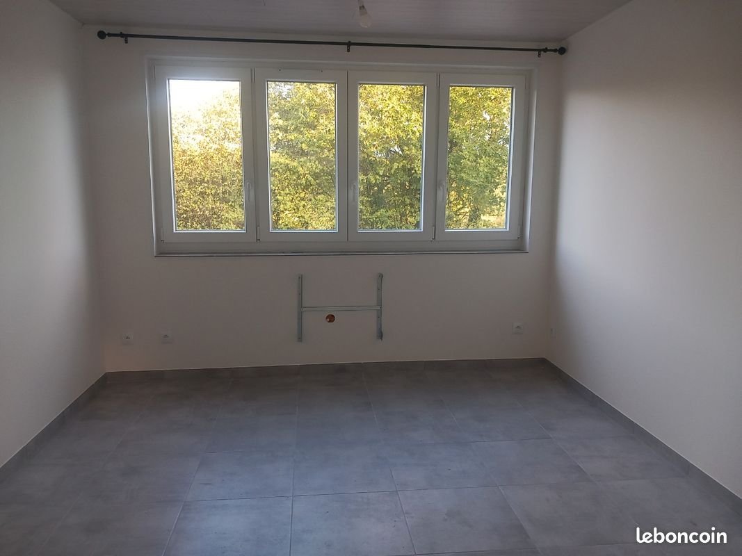 Maison à louer, 70m², Maubert-Fontaine