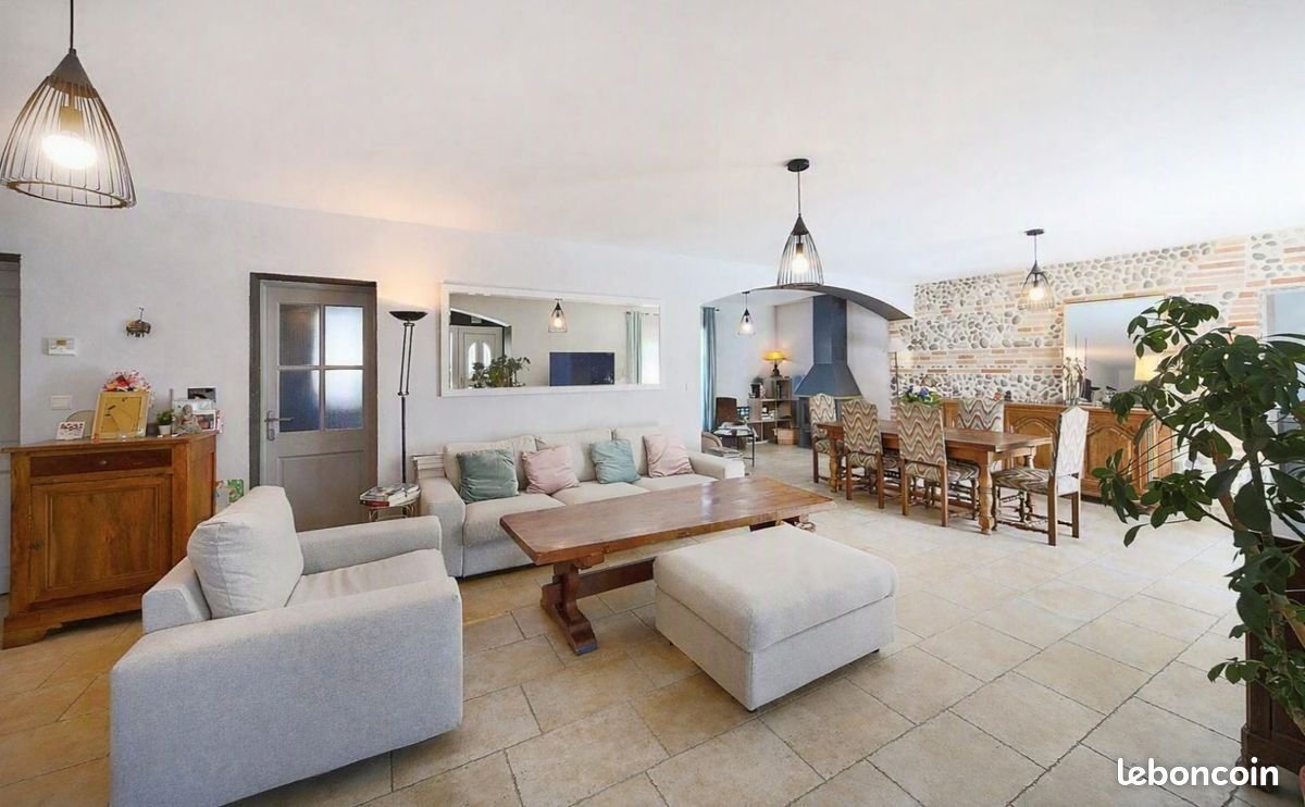 Maison à vendre, 194m², Bessens