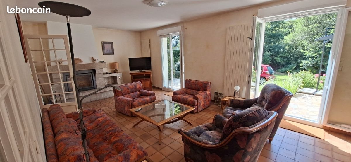Maison à louer, NaNm², Pleuven