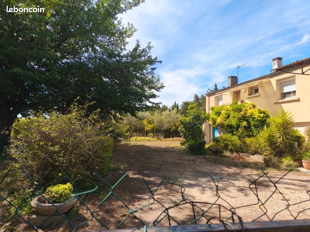 Appartement à louer, 70m², Meynes