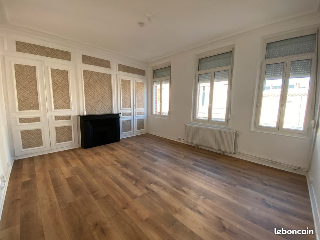 Appartement à louer, 702m², Amiens