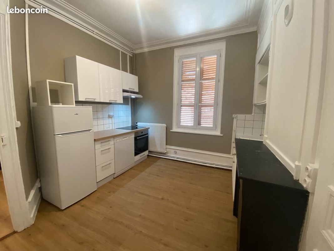 Appartement à louer, 702m², Amiens
