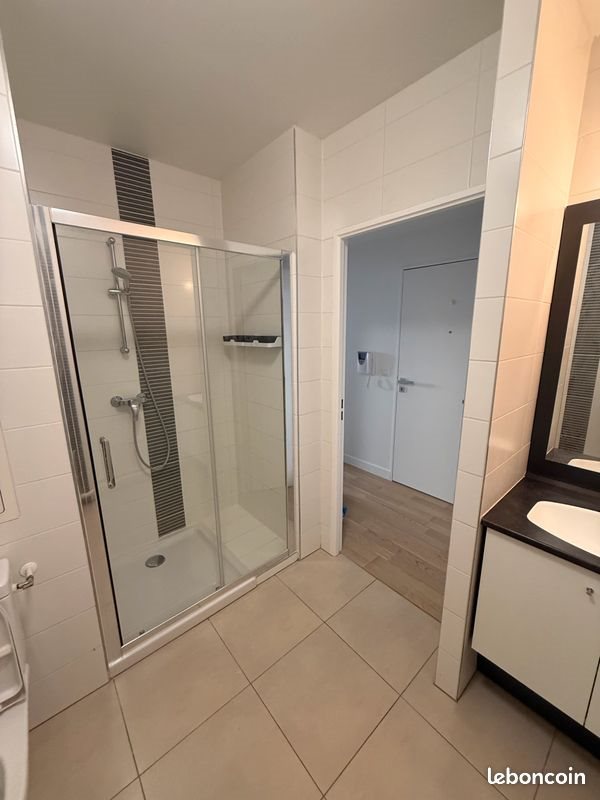 Appartement à louer, 30m², Courbevoie