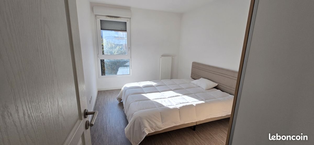 Appartement à louer, 69m², Loos