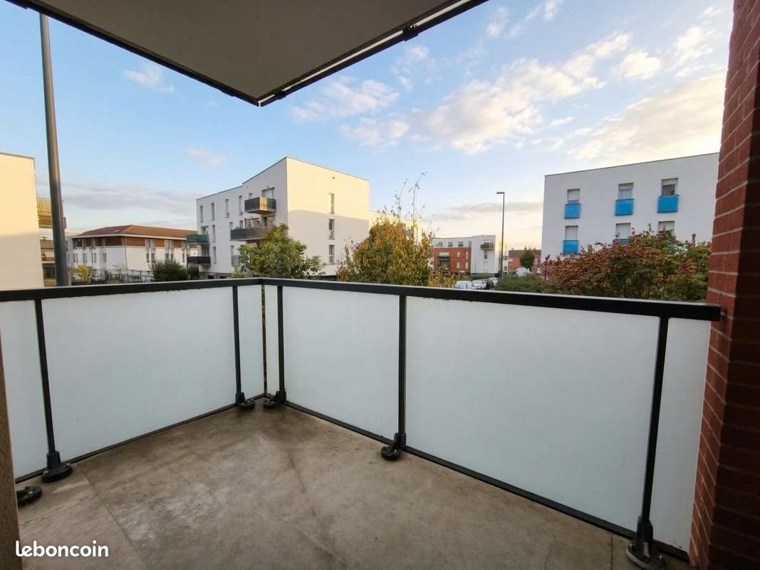 Appartement à louer, 69m², Loos