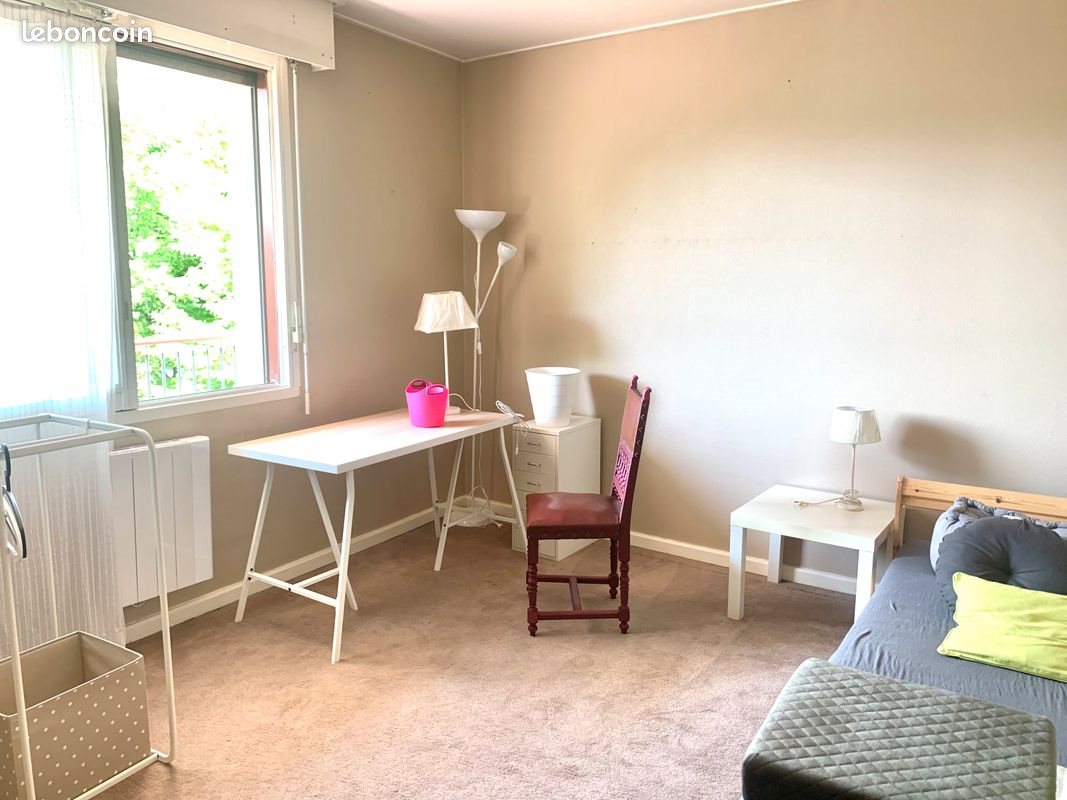 Appartement à louer, 14m², Bron
