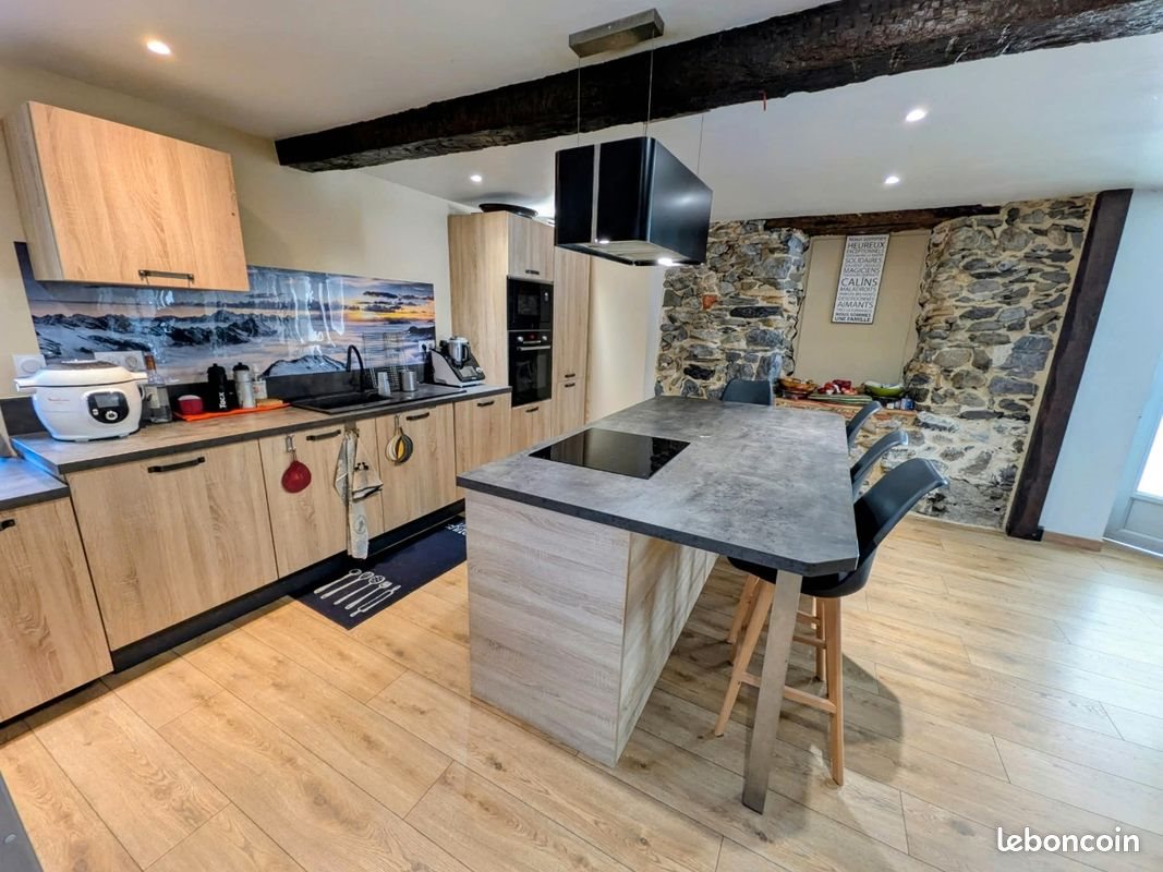 Maison à vendre, 189m², Prat-Bonrepaux