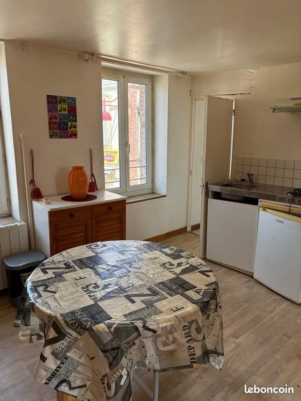 Appartement à louer, 25m², Sainte-Gauburge-Sainte-Colombe