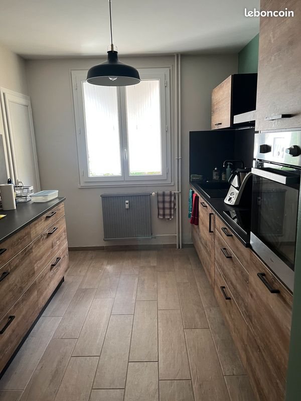 Appartement à vendre, 73m², Aubenas