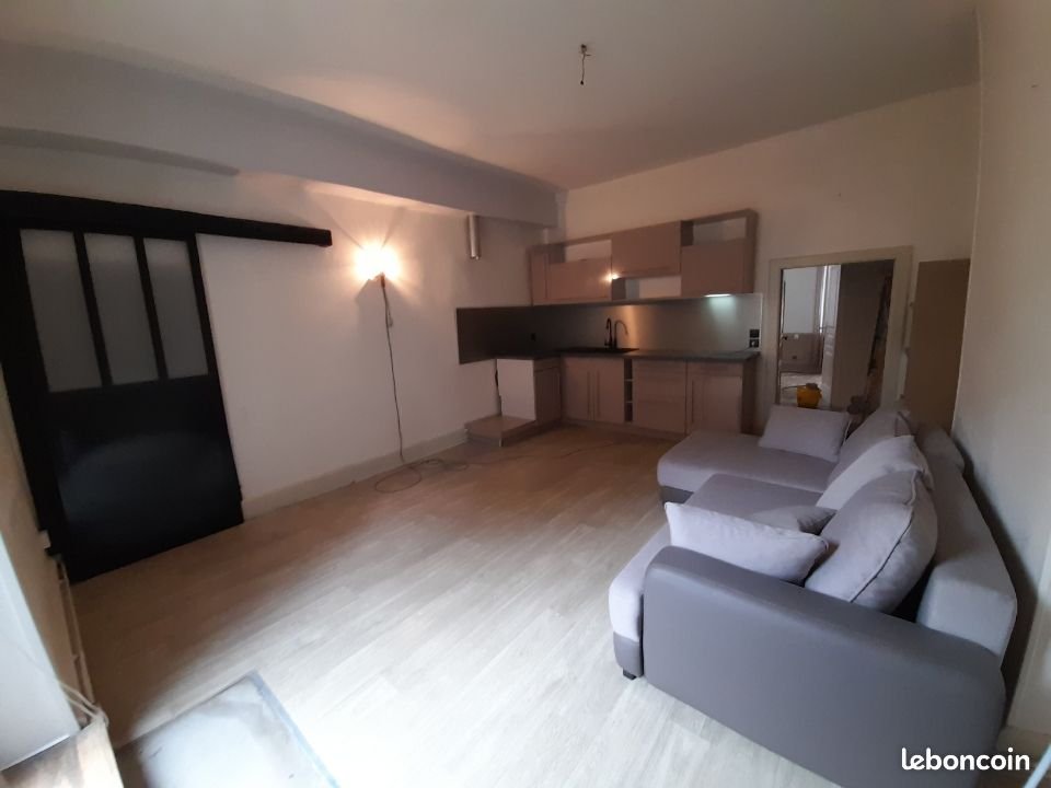 Appartement à louer, 47m², Moulins