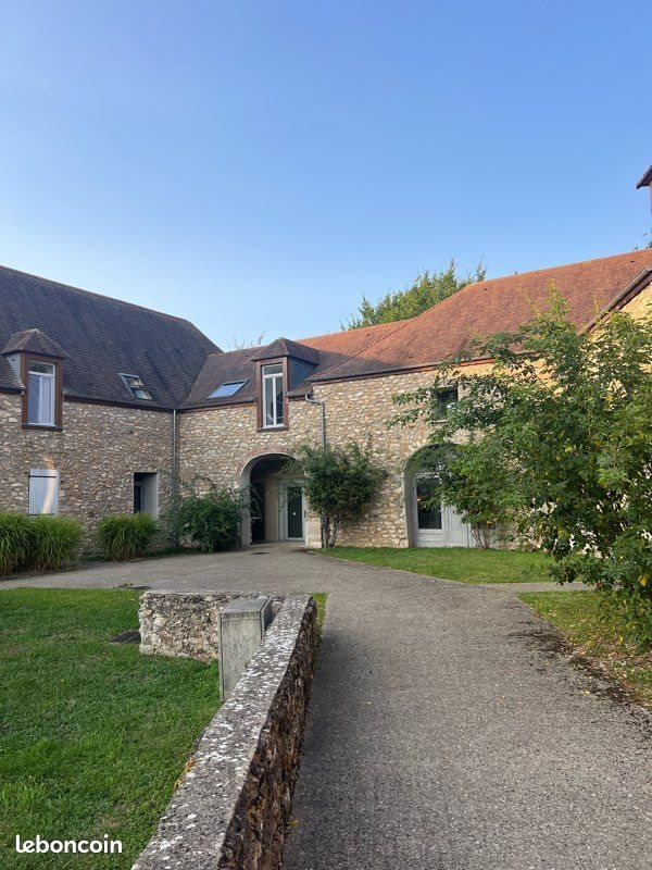 Appartement à louer, 21m², Évry-Courcouronnes
