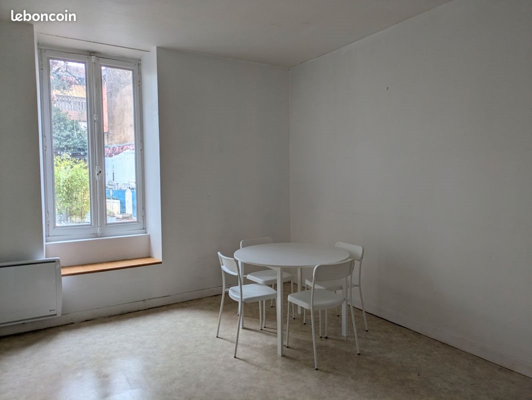 Appartement à louer, 49m², Dax