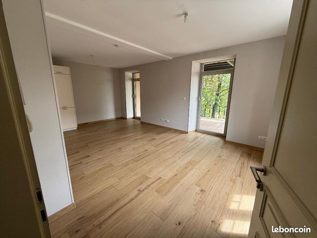 Appartement à louer, 67m², Forstheim