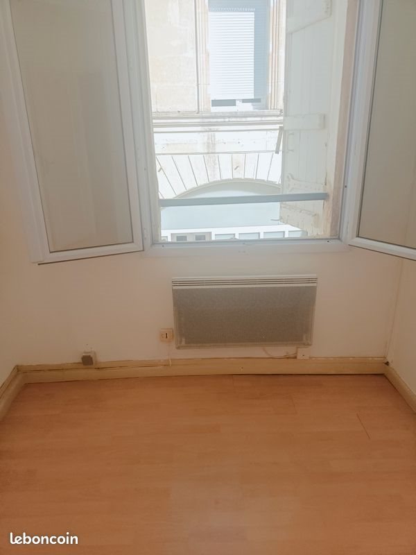 Appartement à louer, 42m², Burie