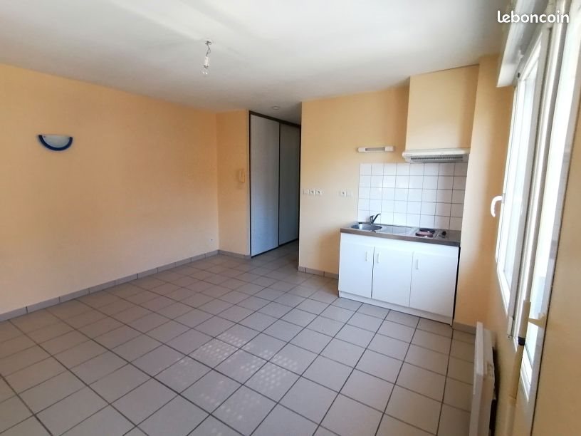 Appartement à louer, 25m², Laval