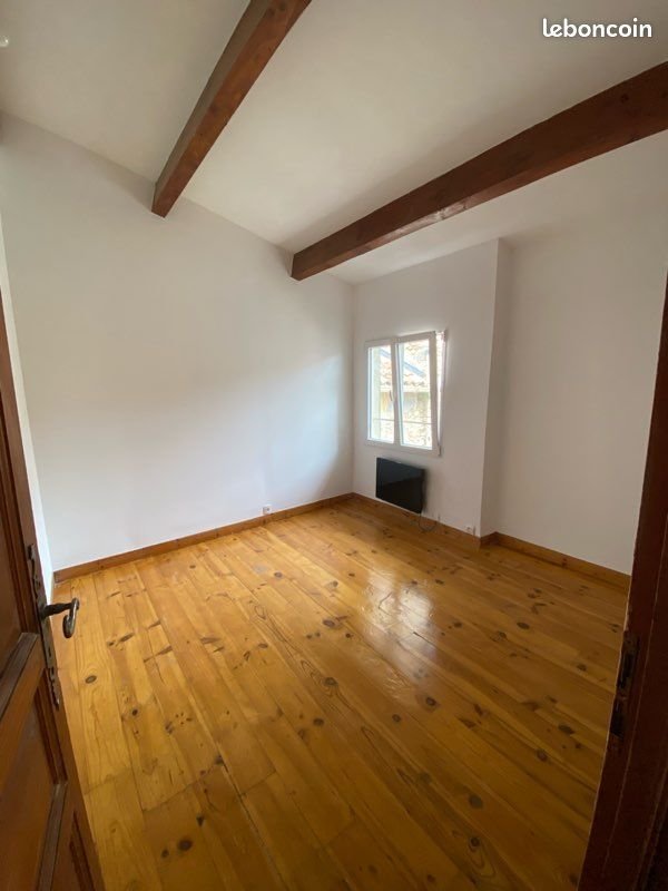 Appartement à louer, 37m², Nîmes