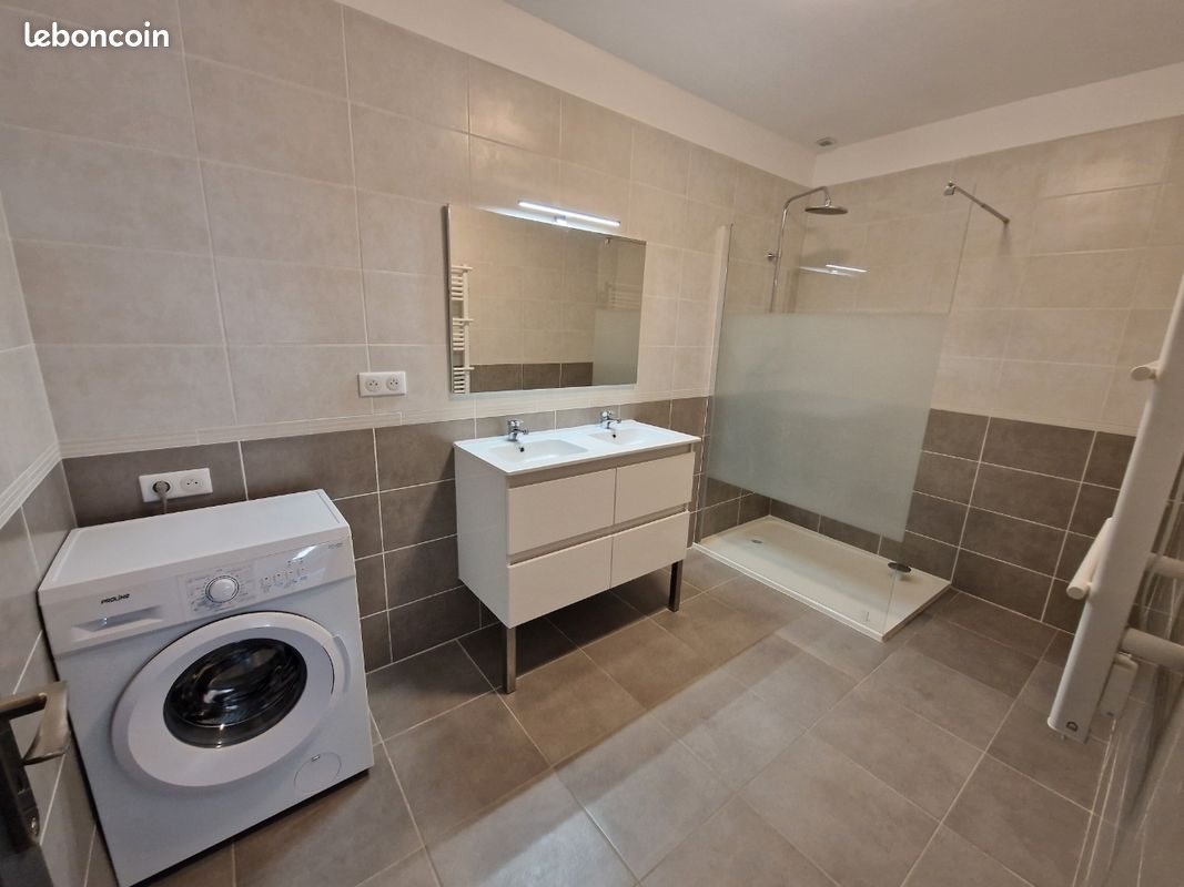 Appartement à louer, 44m², Lunel