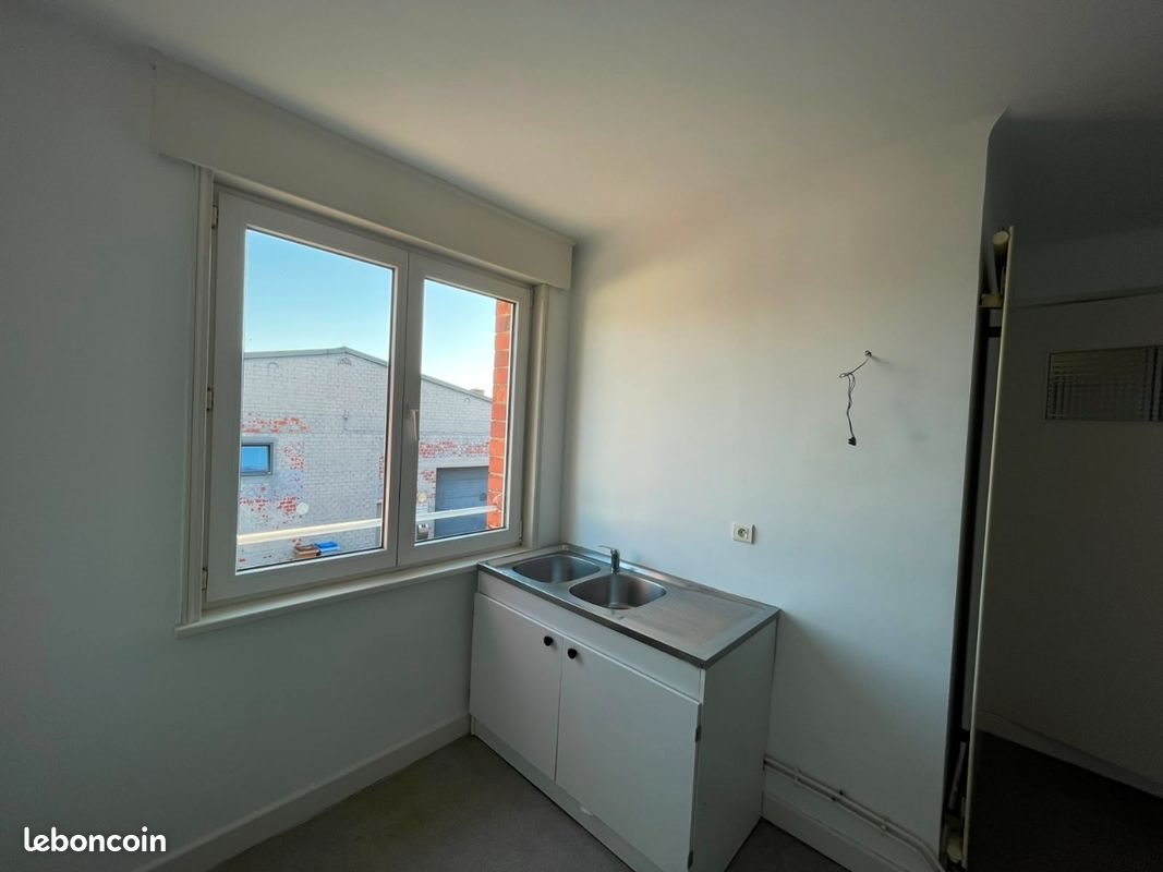 Appartement à louer, 80m², Bollezeele