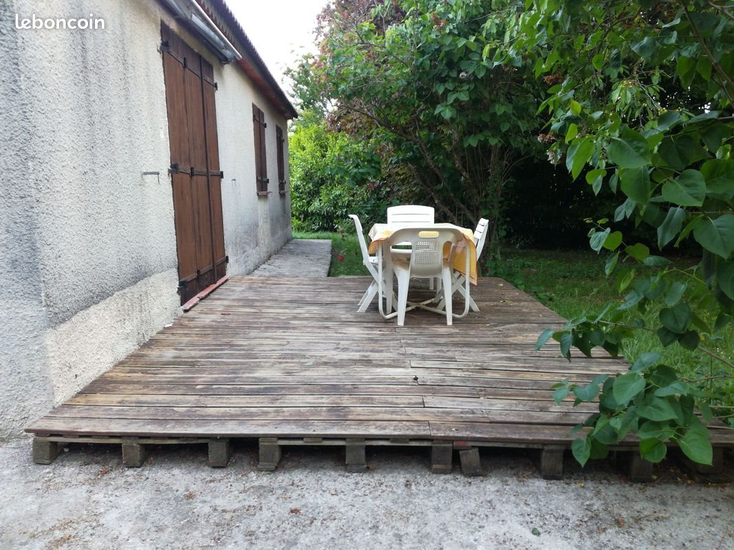 Maison à louer, 78m², Régusse