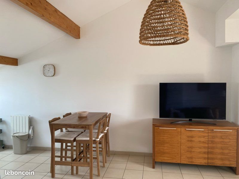 Appartement à louer, 47m², Vénissieux