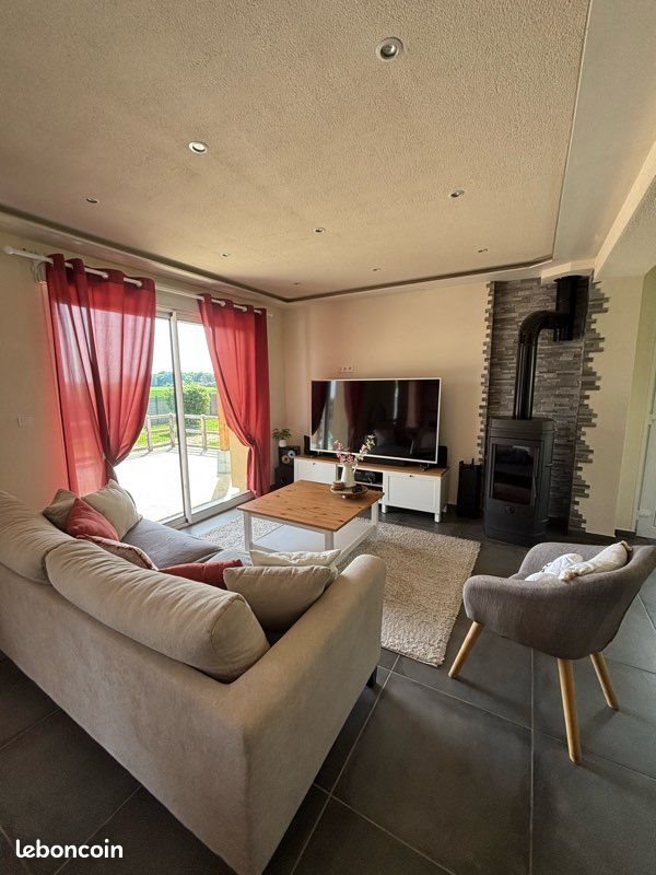 Maison à vendre, 110m², Saint-Hilaire-les-Andrésis
