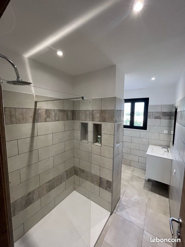 Appartement à louer, 70m², Ghisonaccia