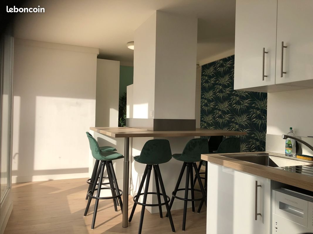 Appartement à louer, 12m², Evry