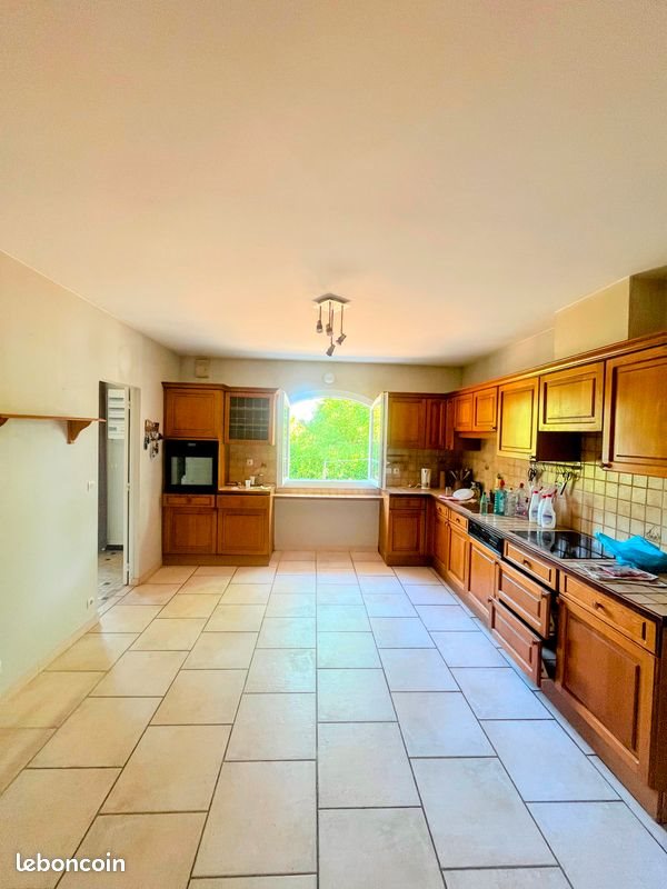 Maison à vendre, 108m², Saint-Seurin-sur-l'Isle