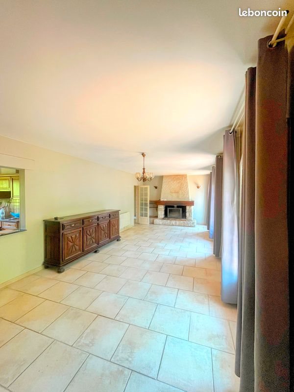 Maison à vendre, 108m², Saint-Seurin-sur-l'Isle