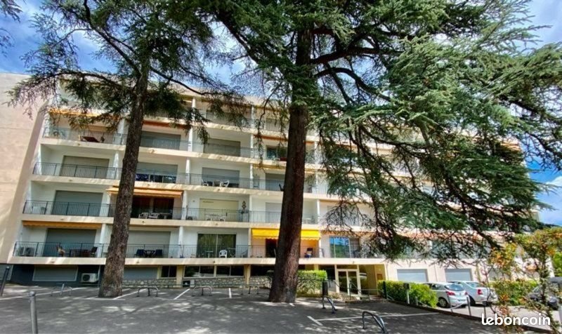 Appartement à louer, 30m², Gréoux-les-Bains