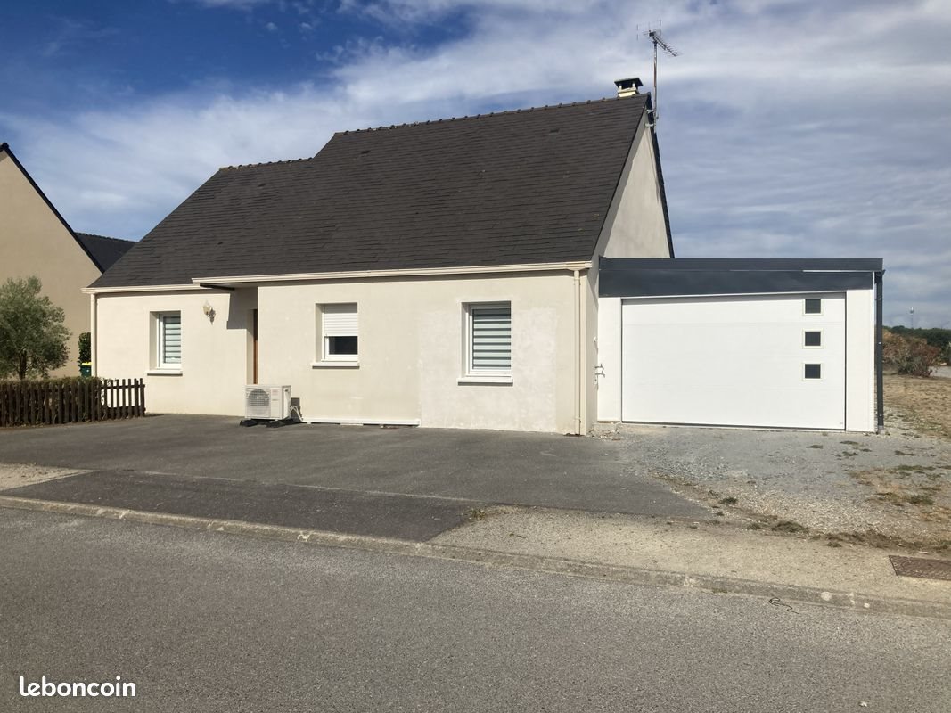 Maison à louer, 91m², Férel