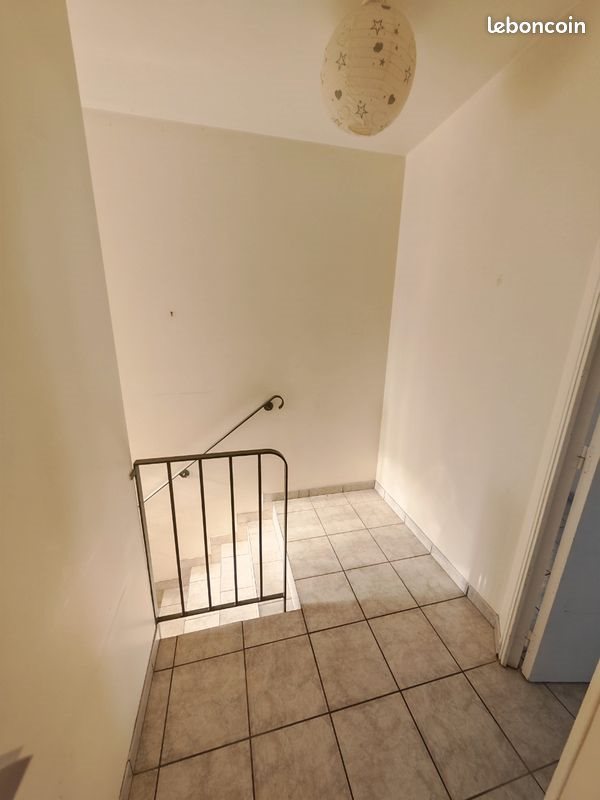 Appartement à louer, 55m², Bubry