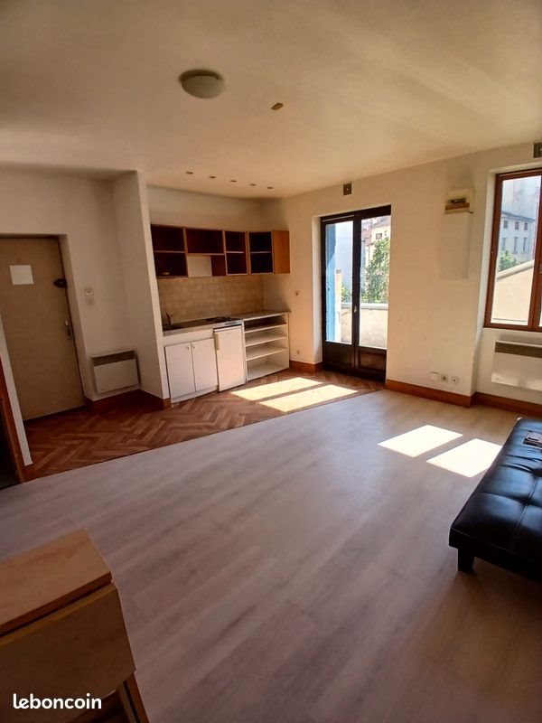Appartement à louer, 30m², Saint-Etienne