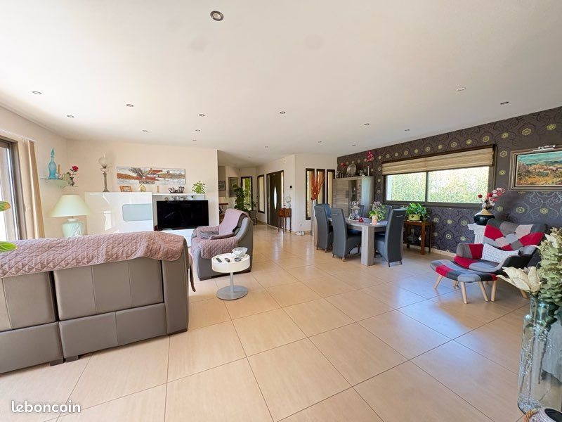 Maison à vendre, 200m², Millau