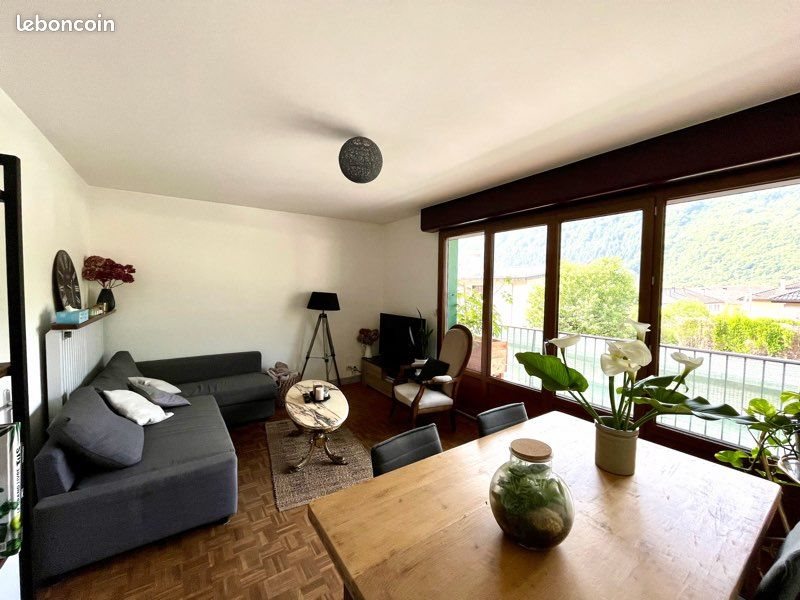 Appartement à vendre, 72m², Ugine