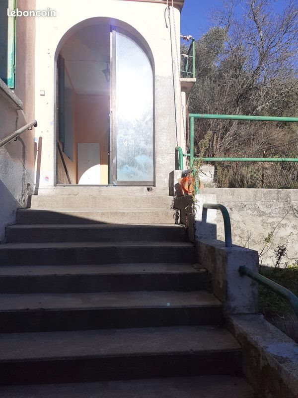 Maison à vendre, 120m², Quillan