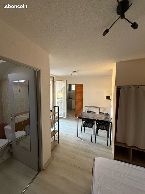 Appartement à louer, 27m², Pau