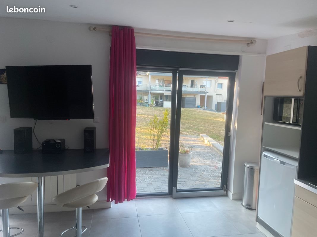 Appartement à louer, 25m², Hambach