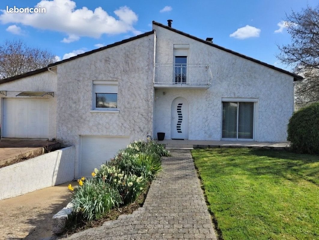 Maison à vendre, 135m², Chasseneuil-du-Poitou