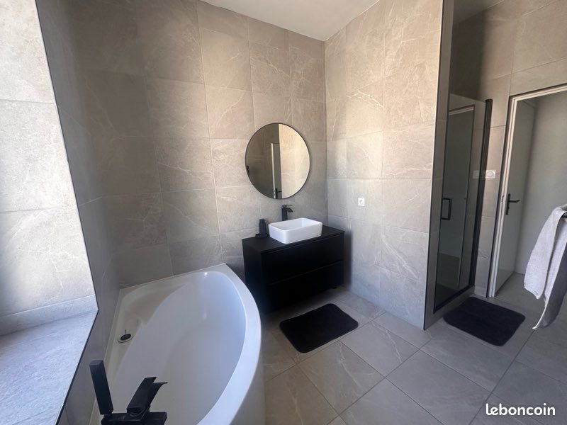 Maison à vendre, 212m², Oyonnax