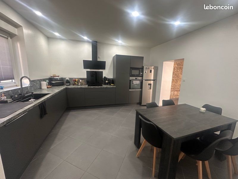Maison à vendre, 212m², Oyonnax