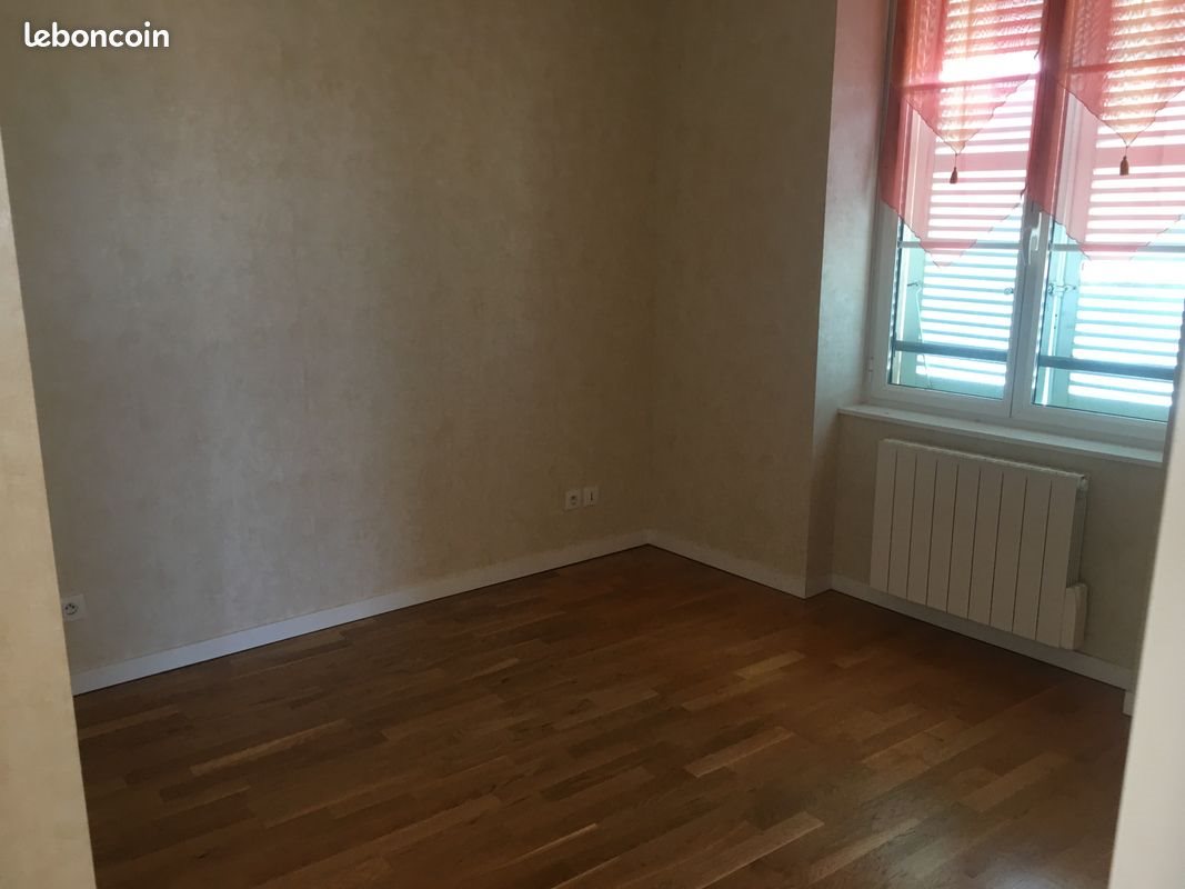 Appartement à louer, 36m², Brussieu