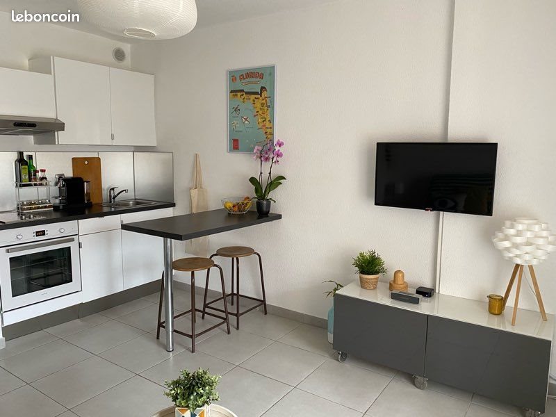 Appartement à louer, 25m², Sanary-sur-Mer